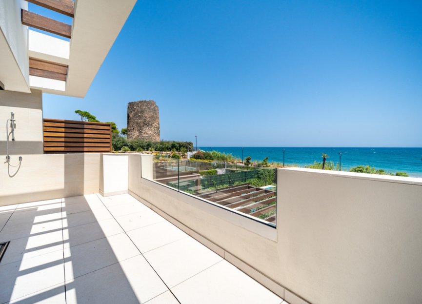 Resale - House - Townhouse - Estepona - Estepona Centro