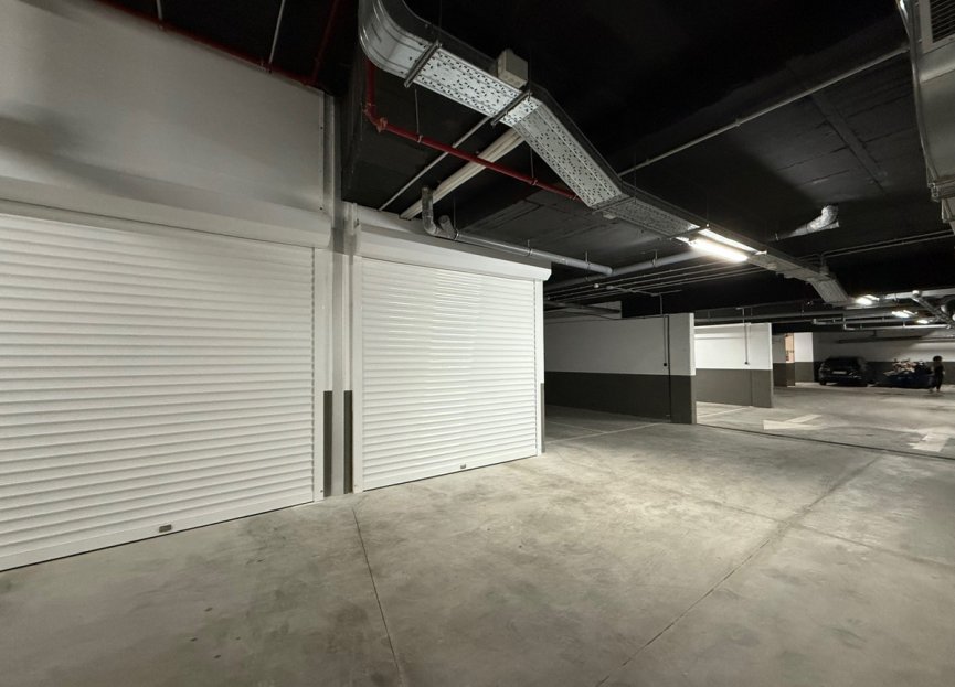 Resale - House - Townhouse - Estepona - Estepona Centro