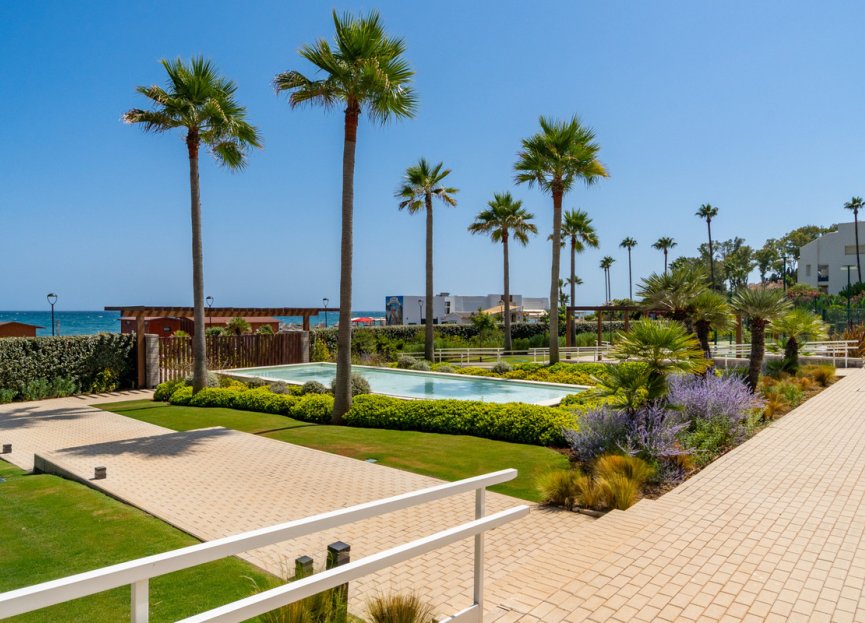 Resale - House - Townhouse - Estepona - Estepona Centro