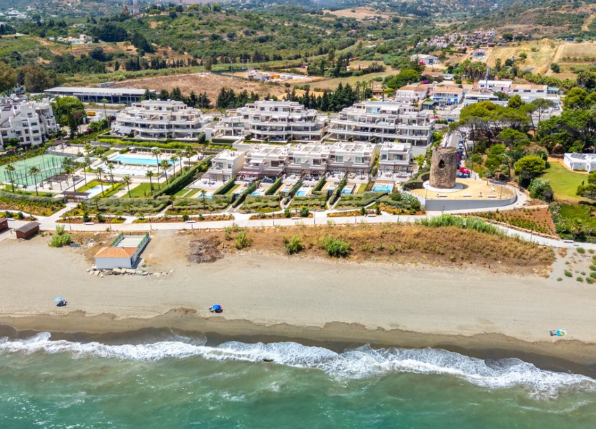 Resale - House - Townhouse - Estepona - Estepona Centro