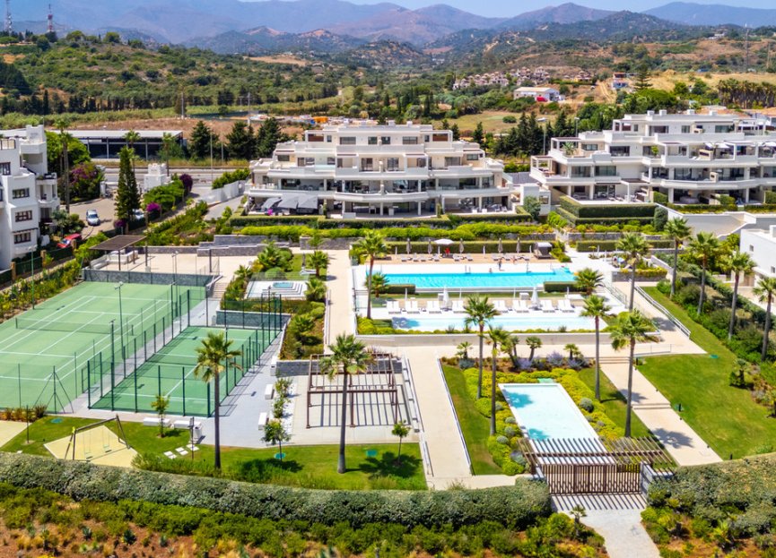 Resale - House - Townhouse - Estepona - Estepona Centro