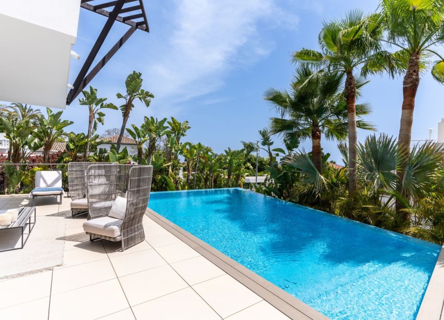 Resale - House - Townhouse - Marbella - Sierra Blanca