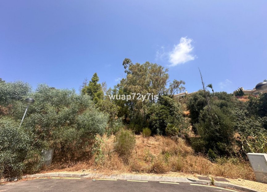 Reventa - Plot - Residential Plot - Estepona - Estepona Centro