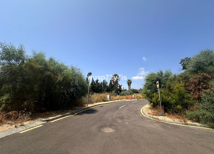Reventa - Plot - Residential Plot - Estepona - Estepona Centro