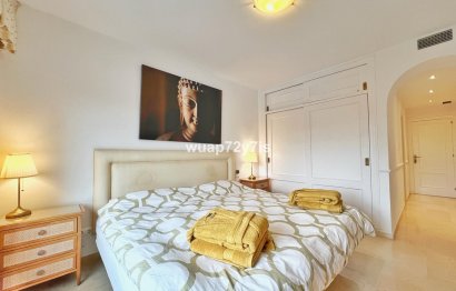 Resale - Apartment - Middle Floor Apartment - Estepona - Estepona Centro