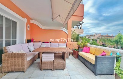 Resale - Apartment - Middle Floor Apartment - Estepona - Estepona Centro