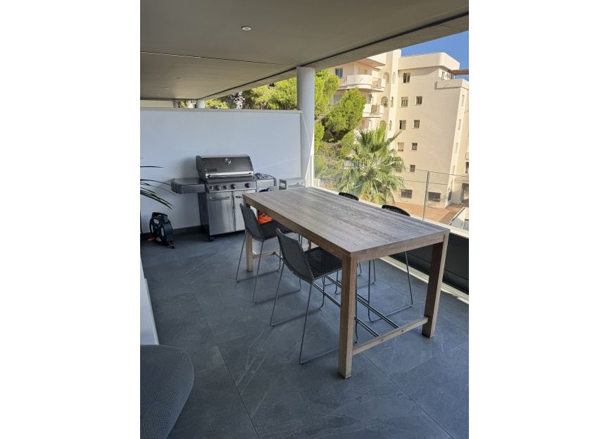 Resale - Apartment - Penthouse - Marbella - Nueva Andalucia