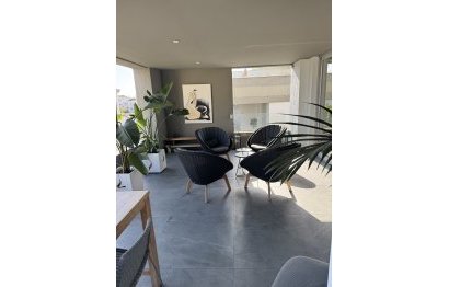 Resale - Apartment - Penthouse - Marbella - Nueva Andalucia