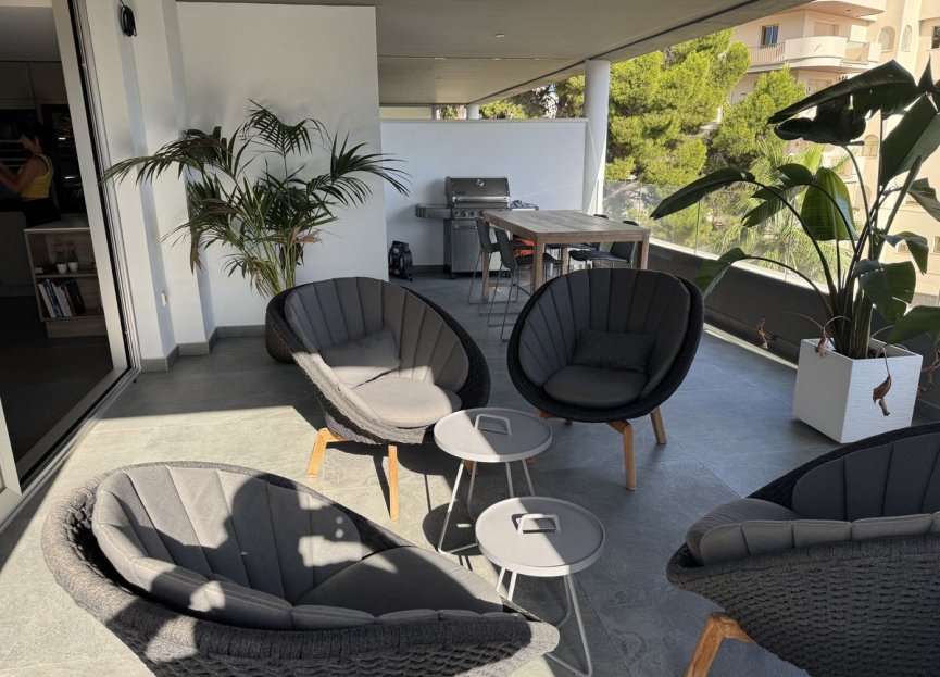 Resale - Apartment - Penthouse - Marbella - Nueva Andalucia