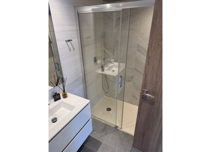 Resale - Apartment - Penthouse - Marbella - Nueva Andalucia