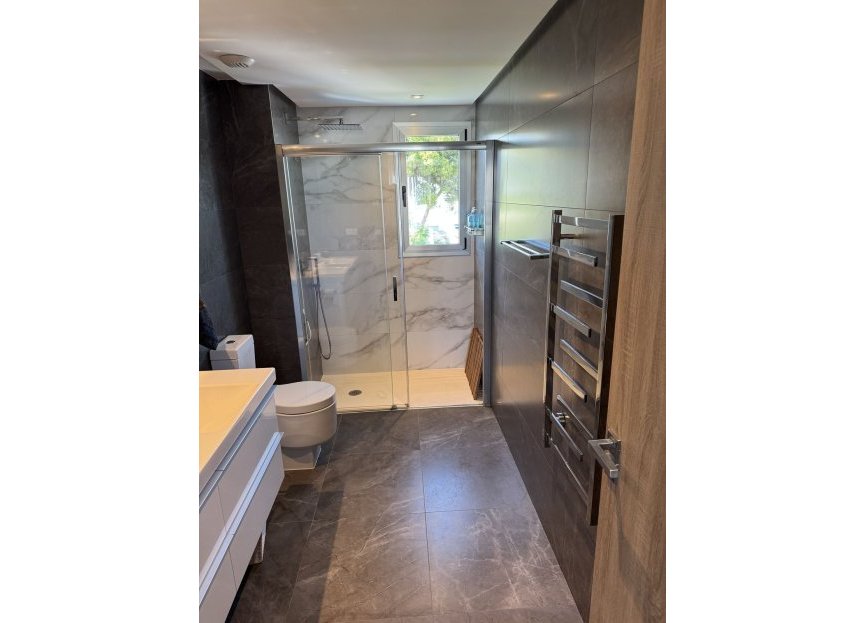 Resale - Apartment - Penthouse - Marbella - Nueva Andalucia