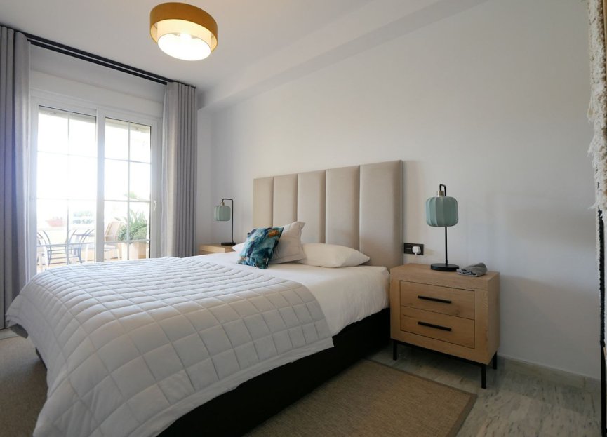 Resale - Ground floor apartment - Marbella - Cabopino