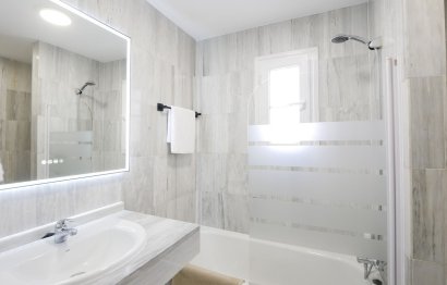 Resale - Ground floor apartment - Marbella - Cabopino