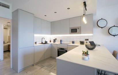 Resale - Ground floor apartment - Marbella - Cabopino