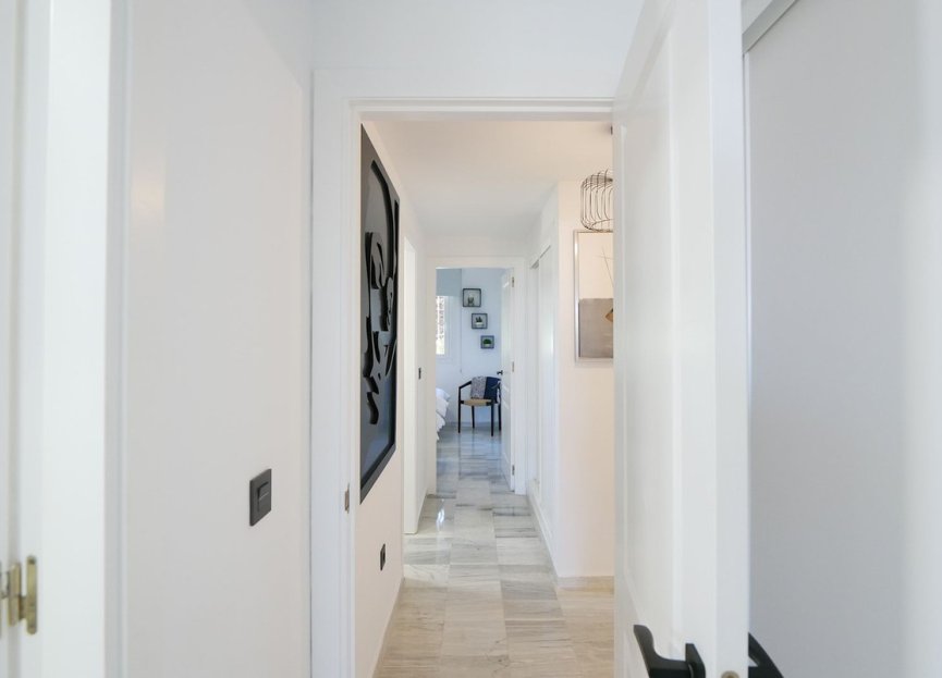 Resale - Ground floor apartment - Marbella - Cabopino