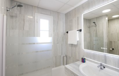 Resale - Ground floor apartment - Marbella - Cabopino