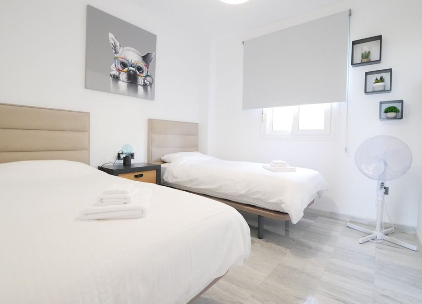 Resale - Ground floor apartment - Marbella - Cabopino