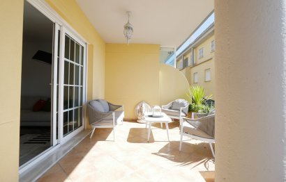 Resale - Ground floor apartment - Marbella - Cabopino