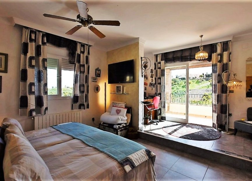 Resale - House - Mijas