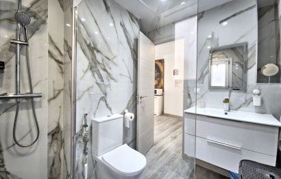 Resale - Apartment - Middle Floor Apartment - Marbella - Marbella Centro