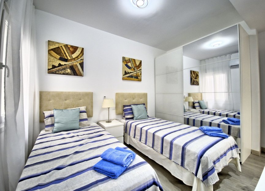 Resale - Apartment - Middle Floor Apartment - Marbella - Marbella Centro