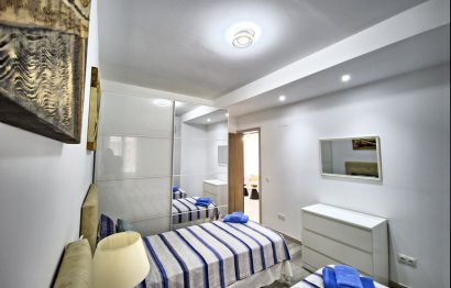 Resale - Apartment - Middle Floor Apartment - Marbella - Marbella Centro