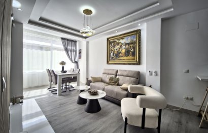 Resale - Apartment - Middle Floor Apartment - Marbella - Marbella Centro