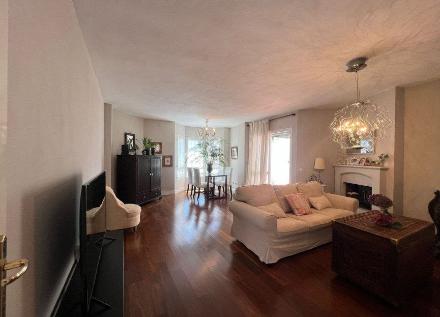 Resale - Apartment - Penthouse - Marbella - Marbella Centro