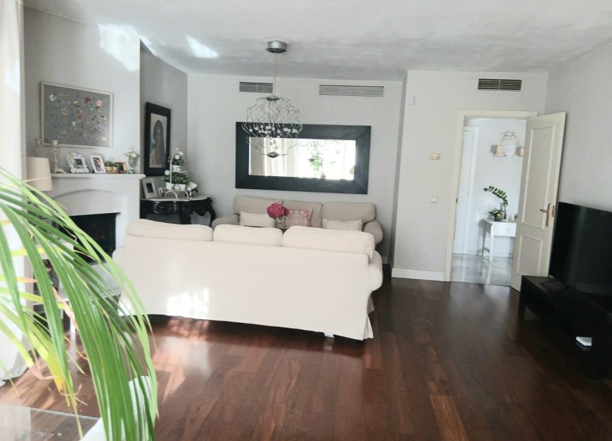 Resale - Apartment - Penthouse - Marbella - Marbella Centro