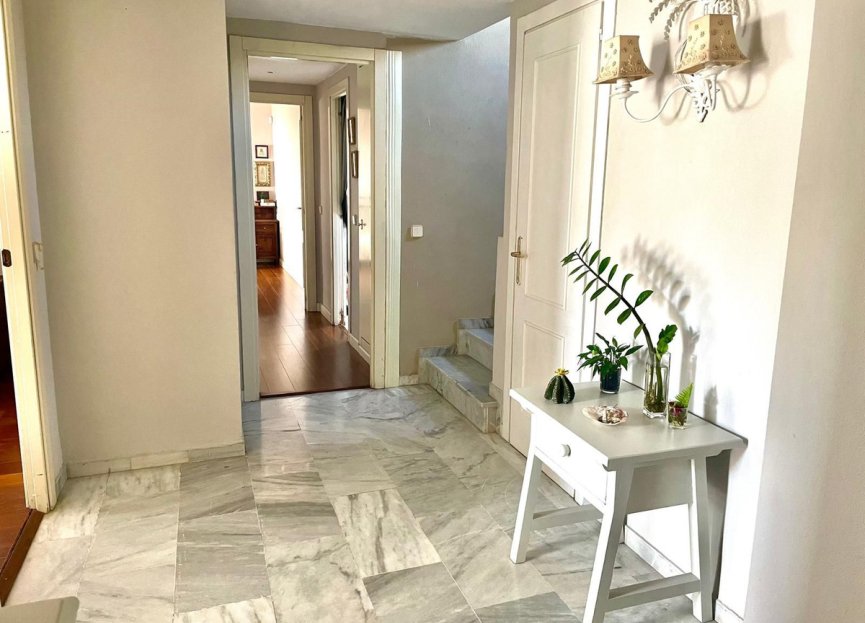 Resale - Apartment - Penthouse - Marbella - Marbella Centro