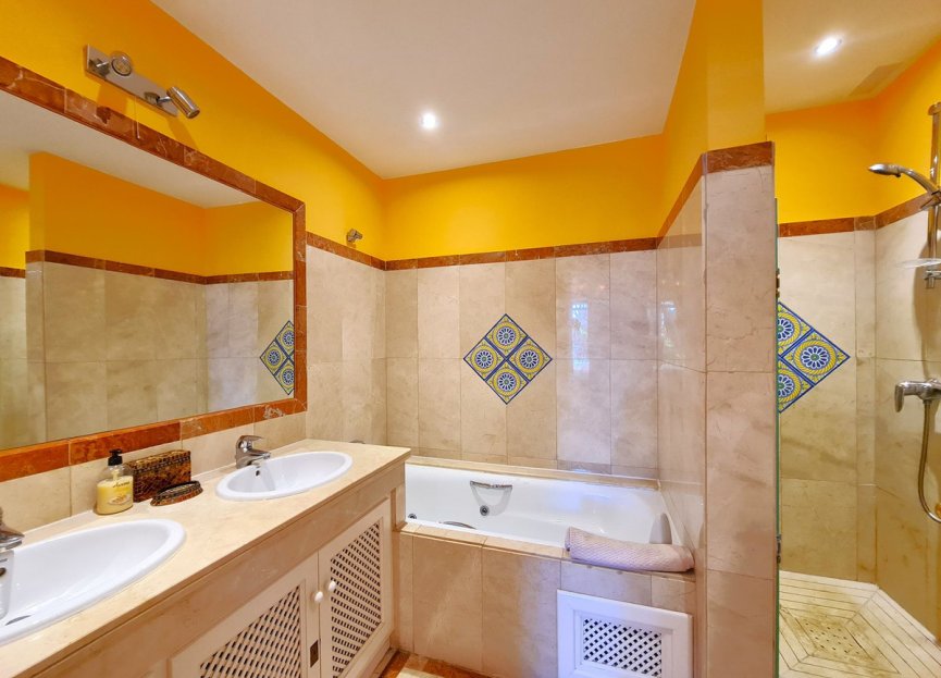 Resale - Ground floor apartment - Casares - Casares Playa