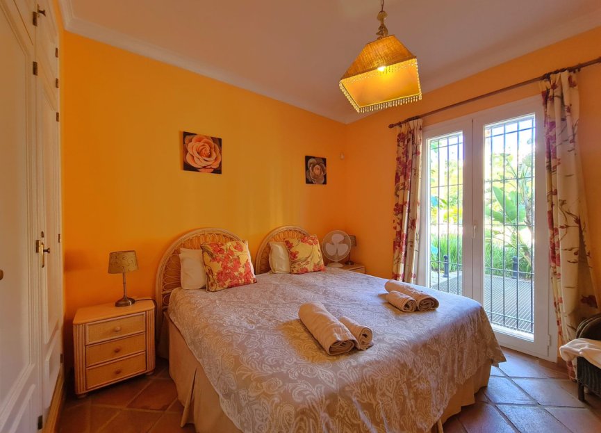 Resale - Ground floor apartment - Casares - Casares Playa