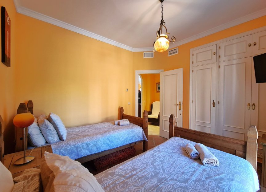 Resale - Ground floor apartment - Casares - Casares Playa