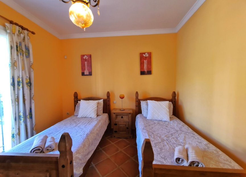 Resale - Ground floor apartment - Casares - Casares Playa