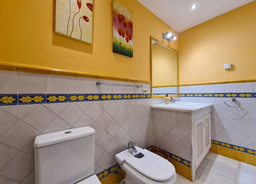 Resale - Ground floor apartment - Casares - Casares Playa