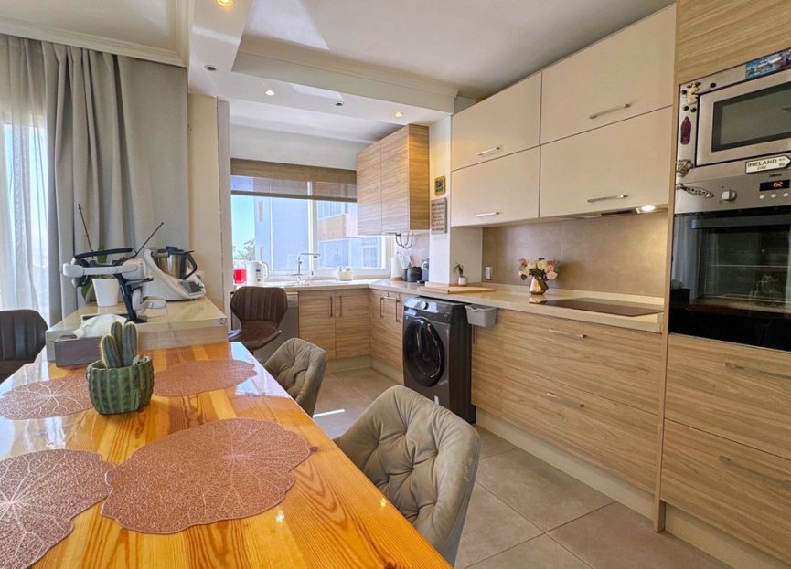 Resale - Apartment - Middle Floor Apartment - Mijas - Riviera Del Sol