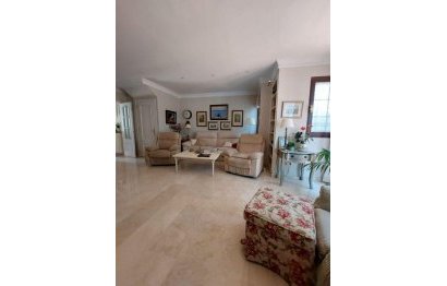 Resale - House - Semi-Detached House - Marbella - Marbella Centro