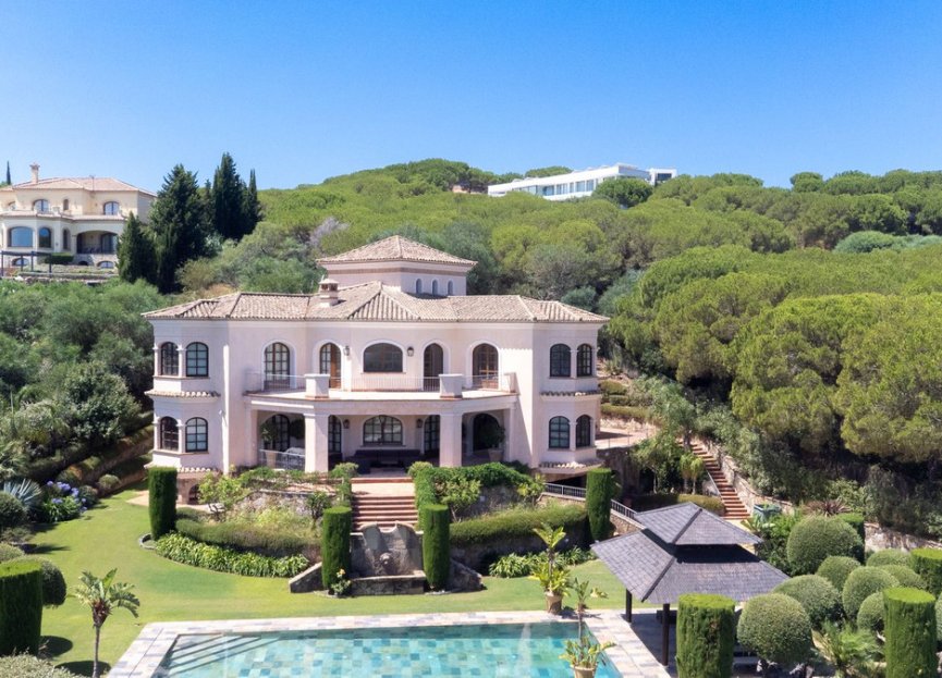 Resale - House - Detached Villa - Sotogrande