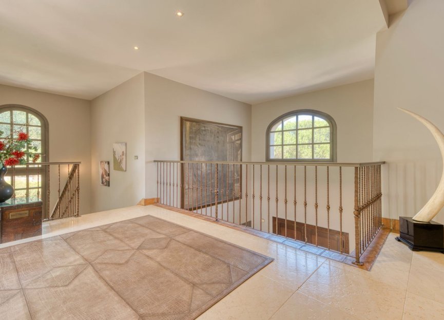 Resale - House - Detached Villa - Sotogrande