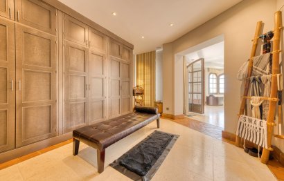 Resale - House - Detached Villa - Sotogrande