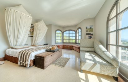 Resale - House - Detached Villa - Sotogrande