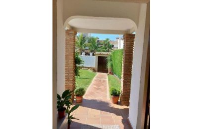 Resale - House - Semi-Detached House - Marbella - Marbella Centro