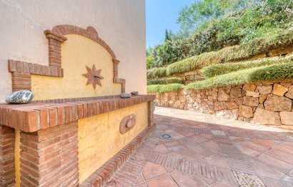 Resale - House - Detached Villa - Sotogrande