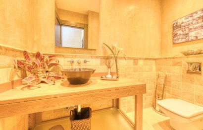 Resale - House - Detached Villa - Sotogrande