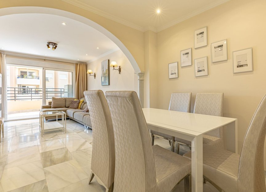 Resale - Apartment - Middle Floor Apartment - Marbella - Marbella Centro