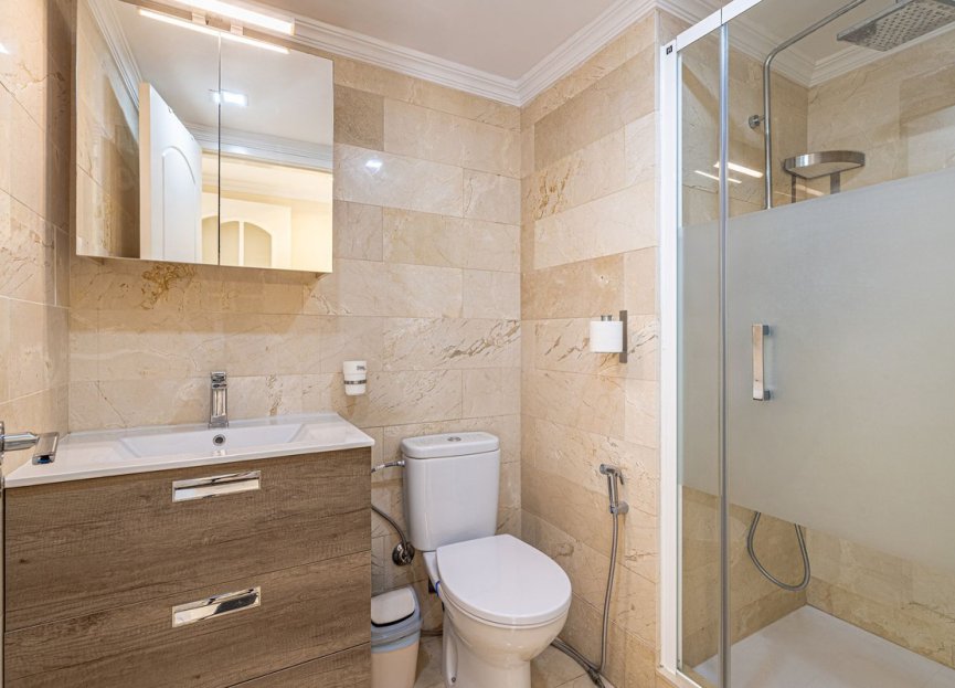 Resale - Apartment - Middle Floor Apartment - Marbella - Marbella Centro