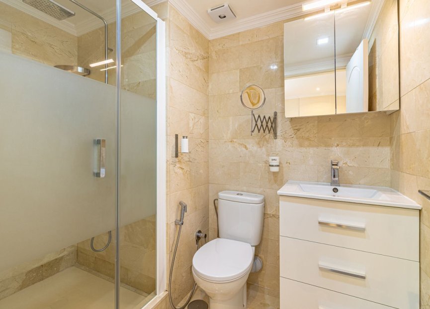 Resale - Apartment - Middle Floor Apartment - Marbella - Marbella Centro