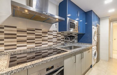 Resale - Apartment - Middle Floor Apartment - Marbella - Marbella Centro