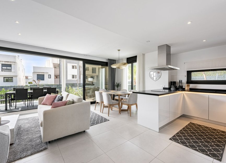 Resale - House - Townhouse - Estepona - Bel Air