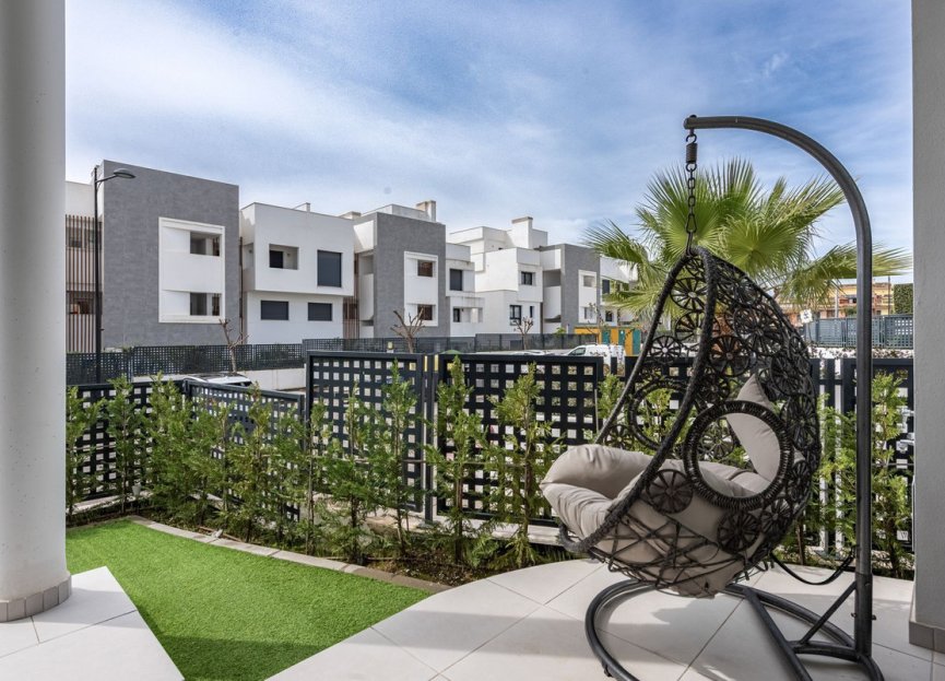 Resale - House - Townhouse - Estepona - Bel Air